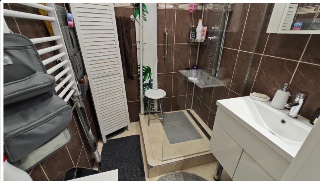 Derkovits Appartman Szombathely Luaran gambar